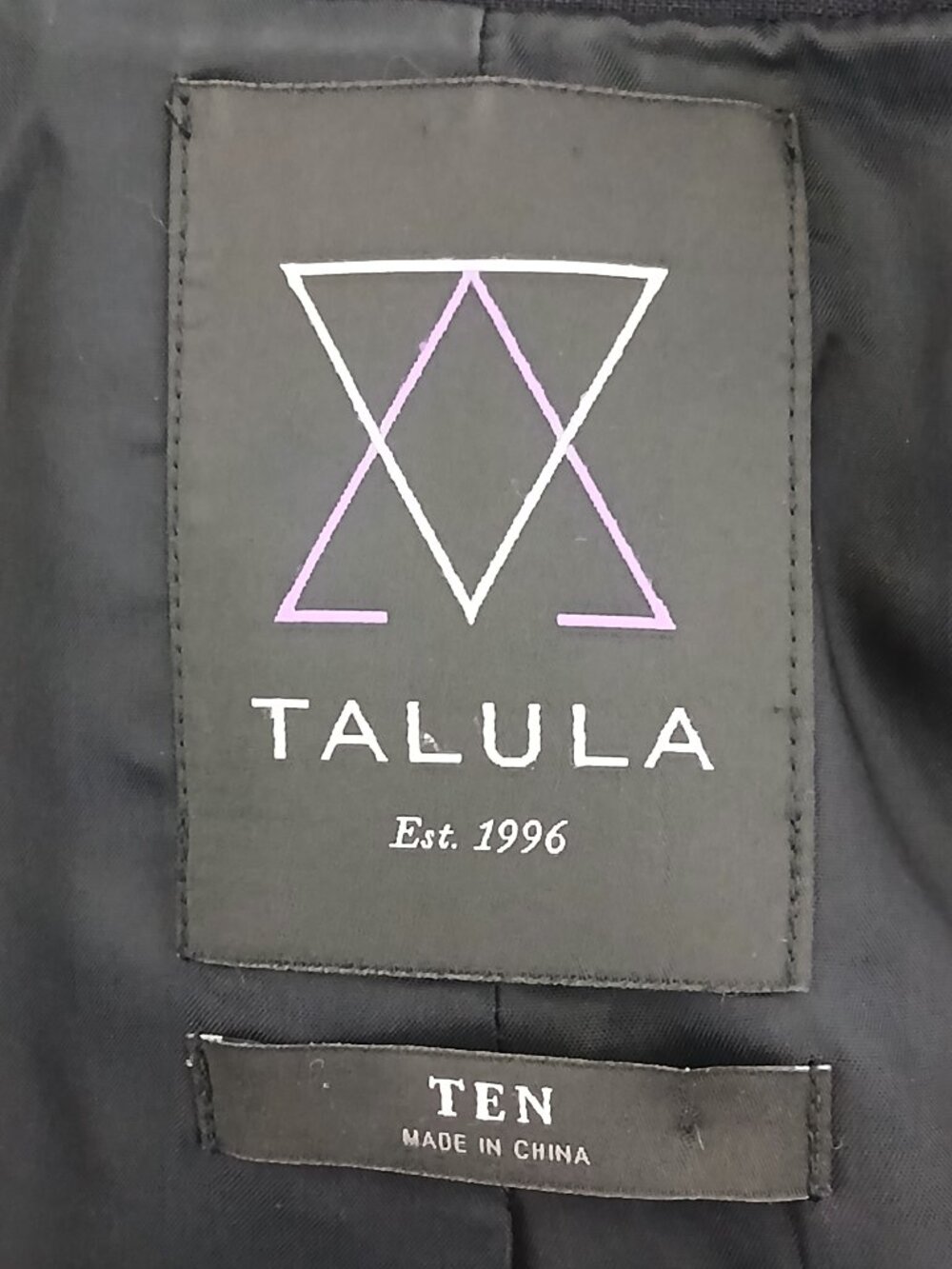 Aritzia Talula Exeter Classic Wool Blend Blazer Size 10 Black - Picture 7 of 9